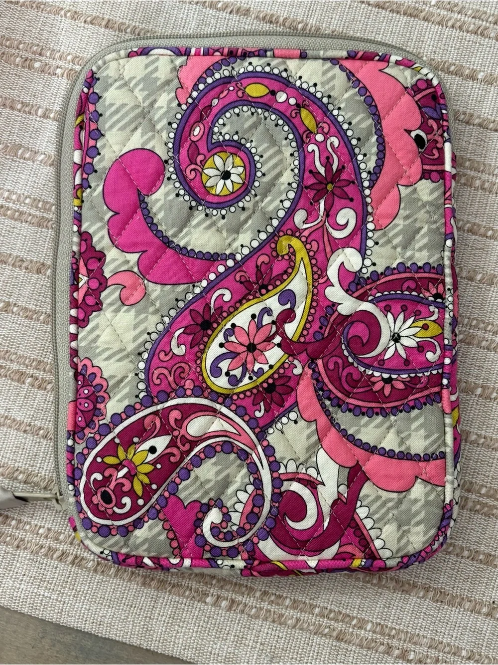 VERA BRADLEY PAISLEY MEETS PLAID like new E-READER NOOK KINDLE COVER